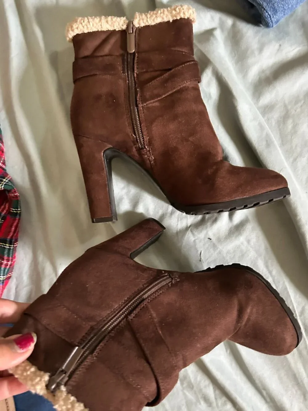 size 51/2 5 1/2 5.5 ankle boots tan faux leathr shoes heels ankle boot brown